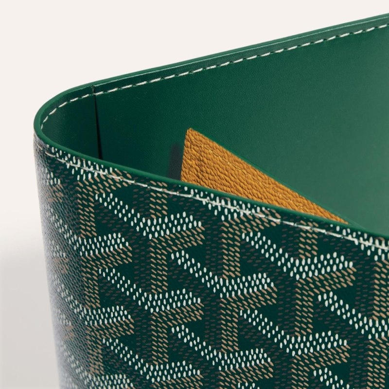 Goyard GRENELLE PASSPORT COVER 緑 | WRKE9181